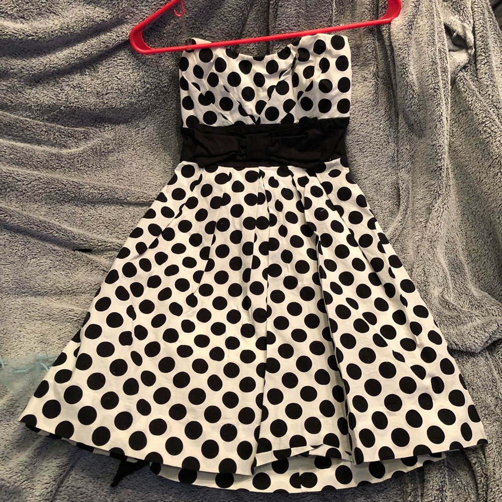 Juniors polka dot dress
